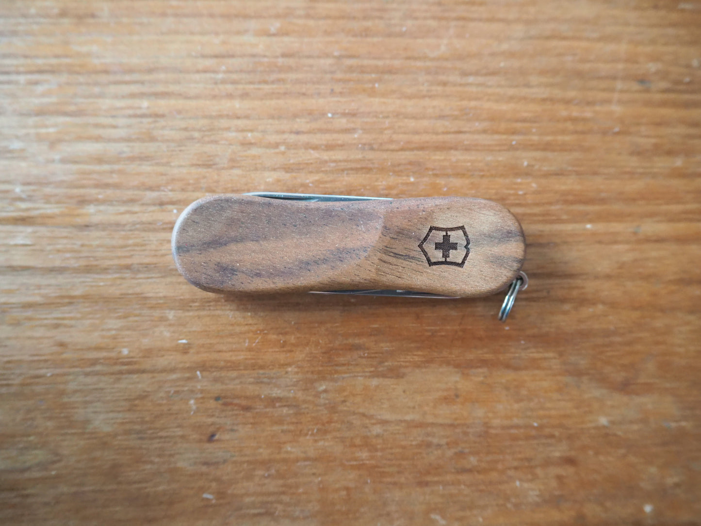 VICTORINOX エグゼクティブウッド81