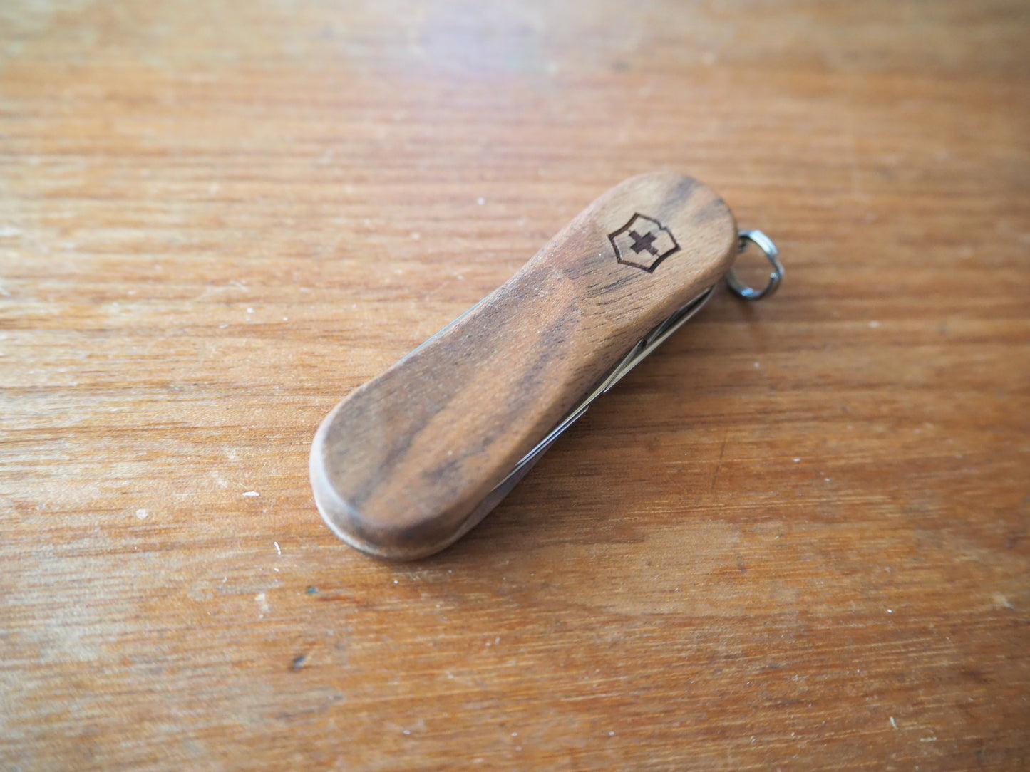 VICTORINOX エグゼクティブウッド81