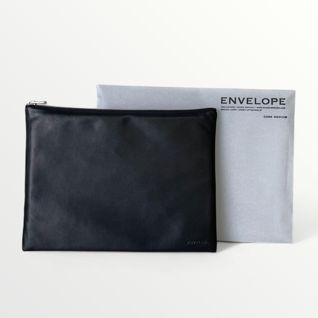 ENVELOPE CASE MEDIUM