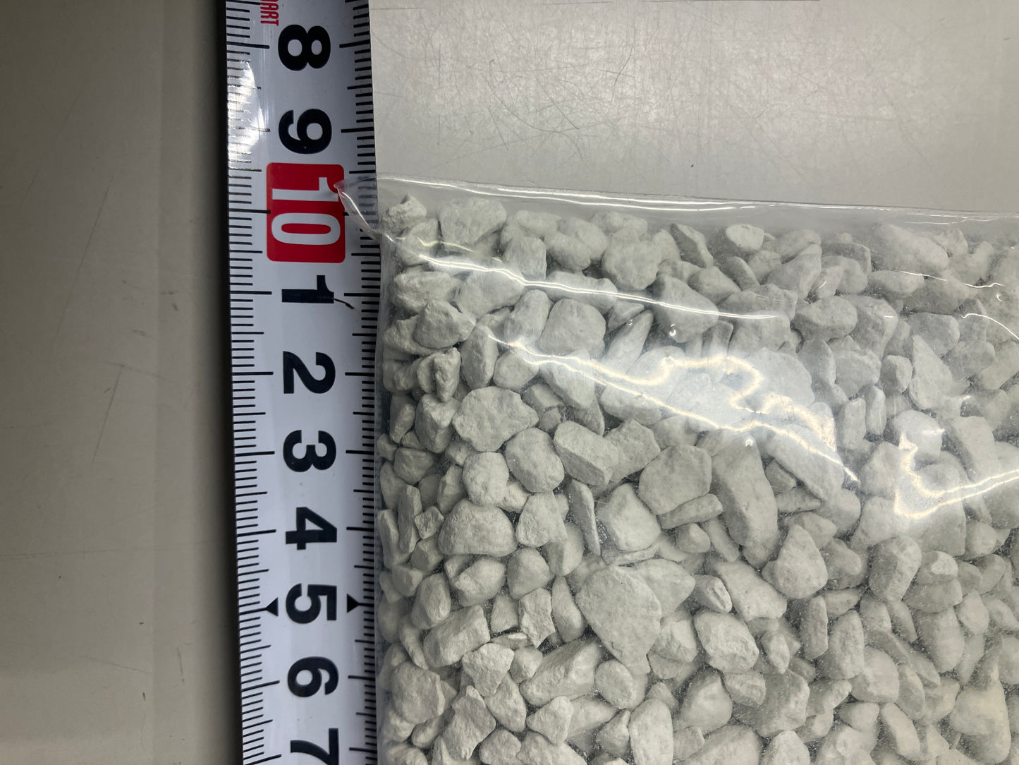 ゼオライト 中粒 約0.8L