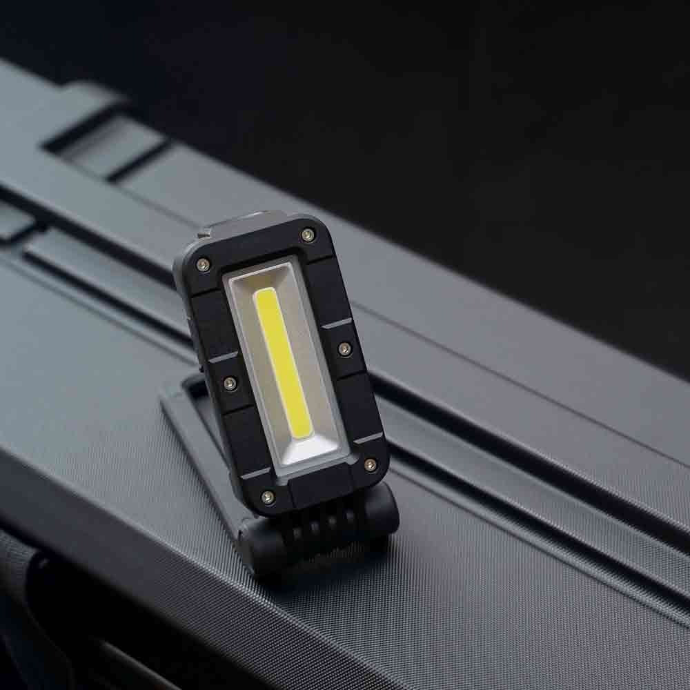 OLIGHT Swivel COB ブラック