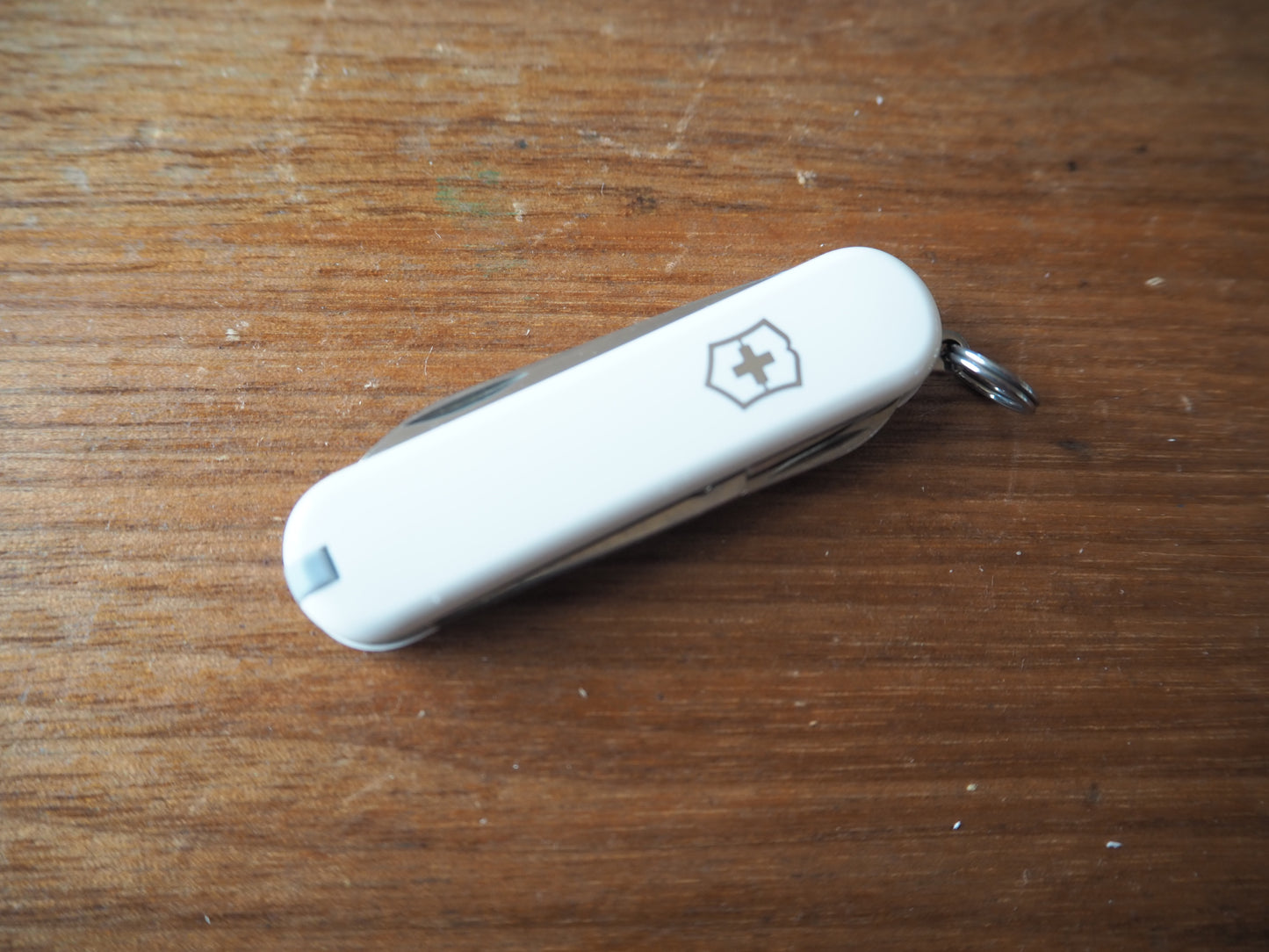 VICTORINOX クラシックSD FALLING SNOW