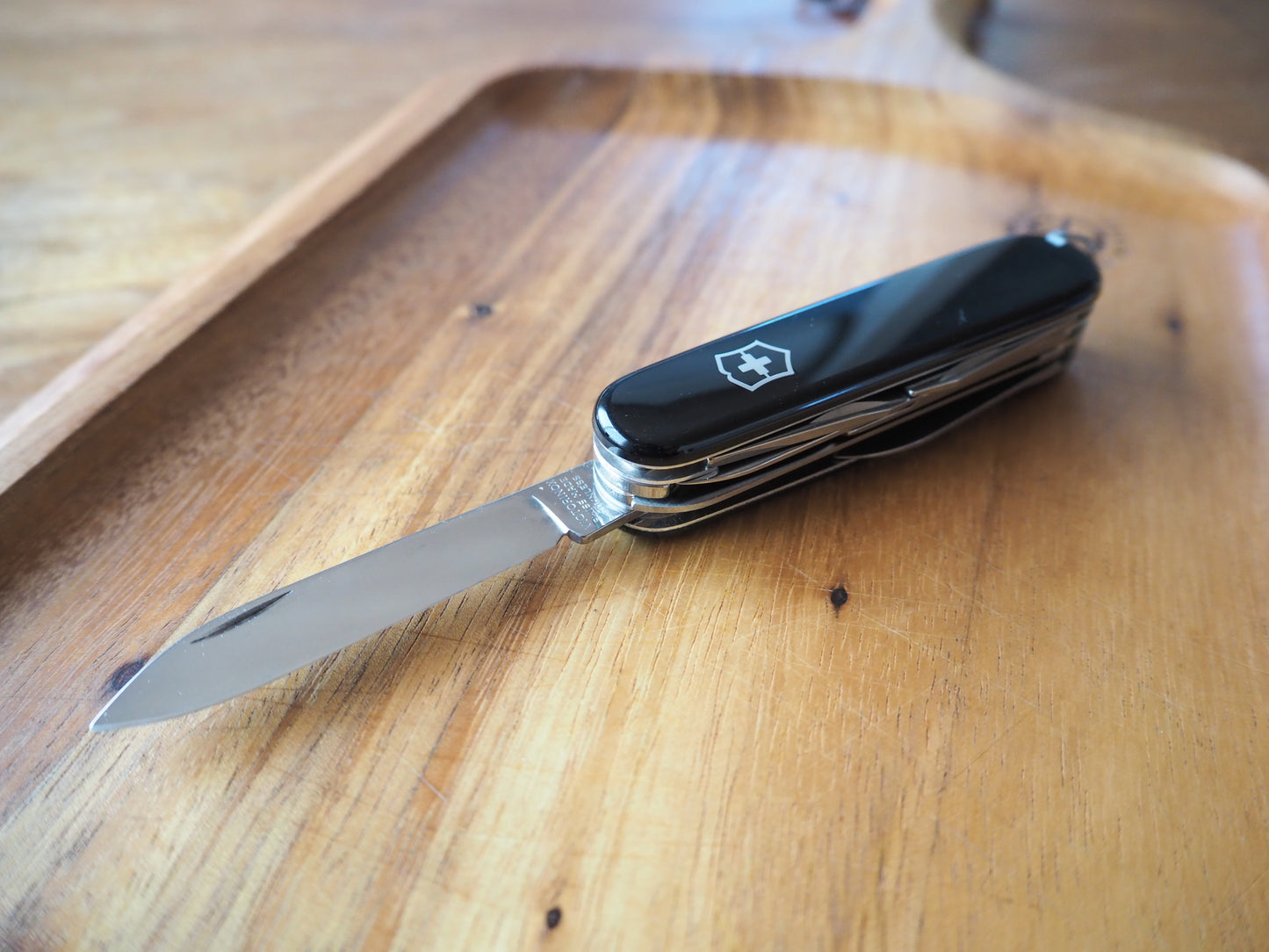 VICTORINOX ハントマンブラック